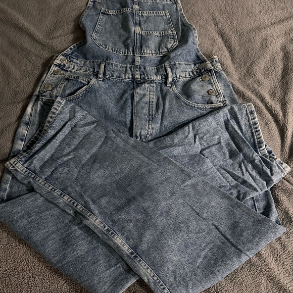Denim Overalls - Picture 2 of 5